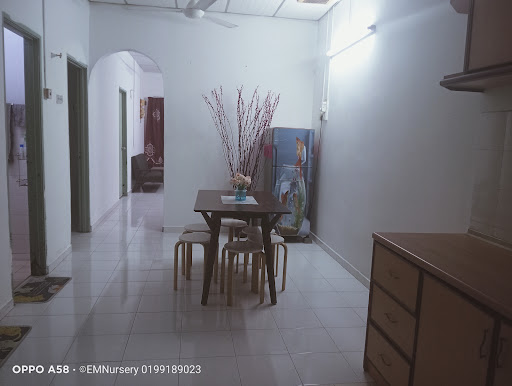 Homestay Bajet EM Taman Bintang Pantai Remis