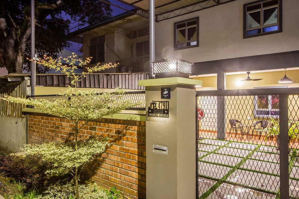 Rumah Taman Plumeria 5BR yang Menarik untuk Disewa di uBook