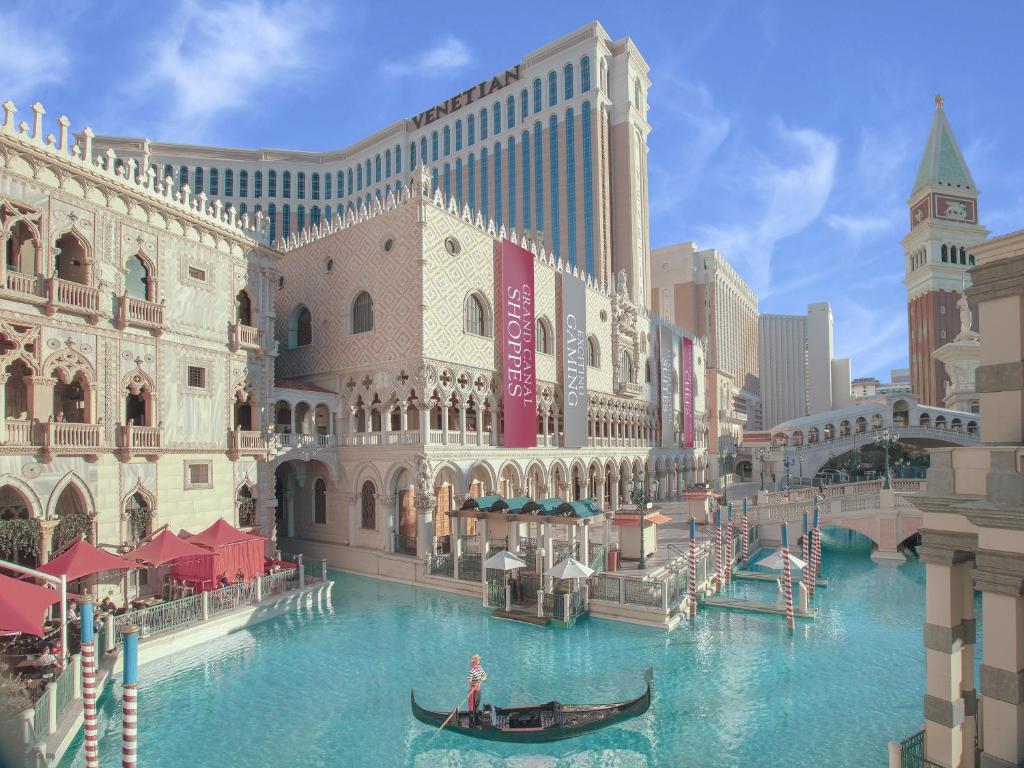Venetian hotel 1 Hotel Venetian di Las Vegas – Pemandangan Mewah dan Ikonik