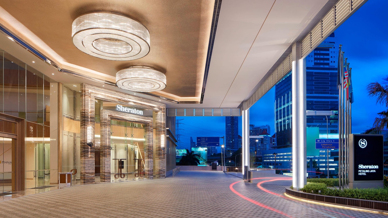 Sheraton Petaling Jaya Hotel 1 Sheraton Petaling Jaya Hotel: Bilik Selesa & Pemandangan Menarik