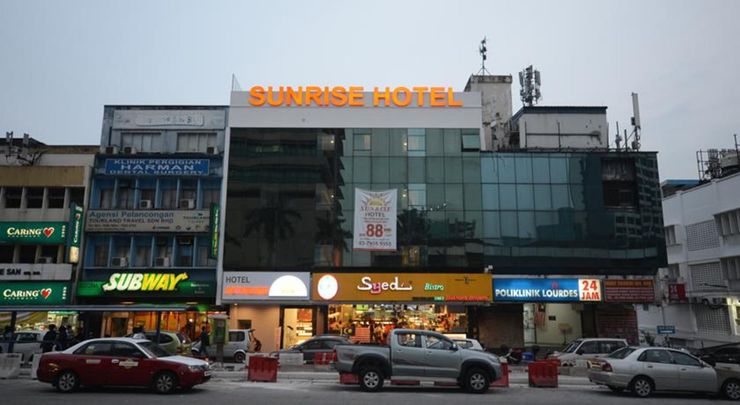 Hotel Sunrise Pagi yang Menakjubkan di Pantai