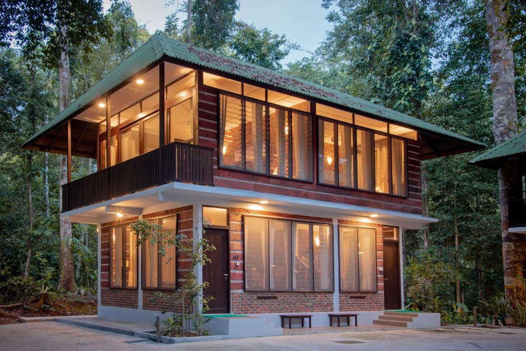 Rompin Rainforest Lodge, Taman Negeri Rompin 1 Penginapan Rainforest Rompin, Taman Negeri Rompin