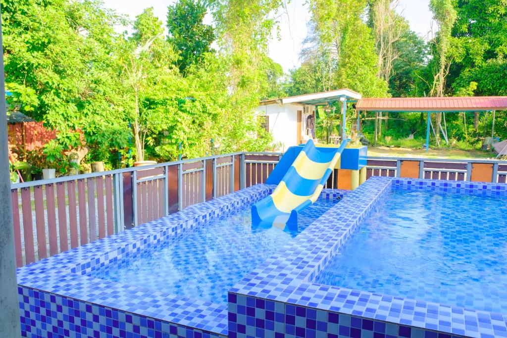 Hotel Terbaik di Kampong Kadok 1 Hotel Terbaik di Kampong Kadok: Tempat Menginap Paling Selesa dan Popular