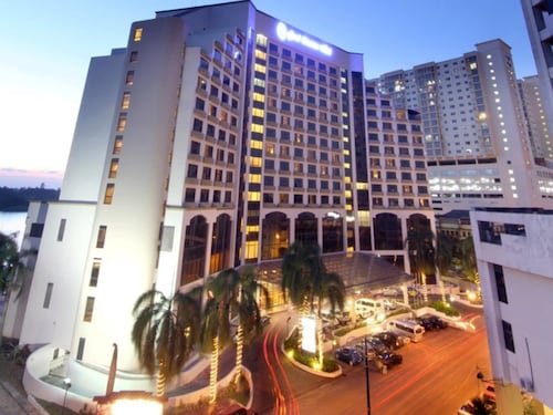 Hotel Terbaik di Kampong Pangkal Kalong 2024 – Penginapan Mewah & Selesa